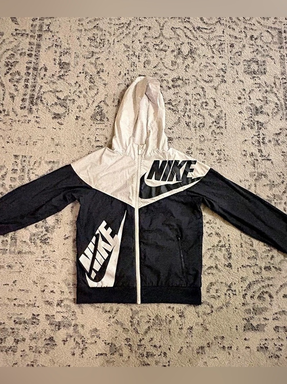 Nike Windrunner Color Block Windbreaker Youth Size Medium